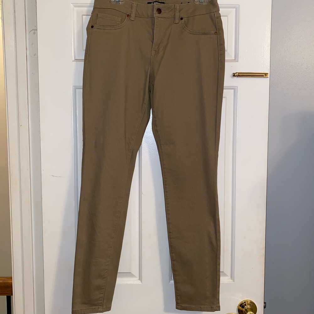 Tan Skinny Jeans!